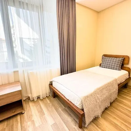 102- Intimate Apartment