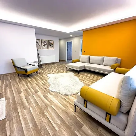 102- Intimate * Ankara